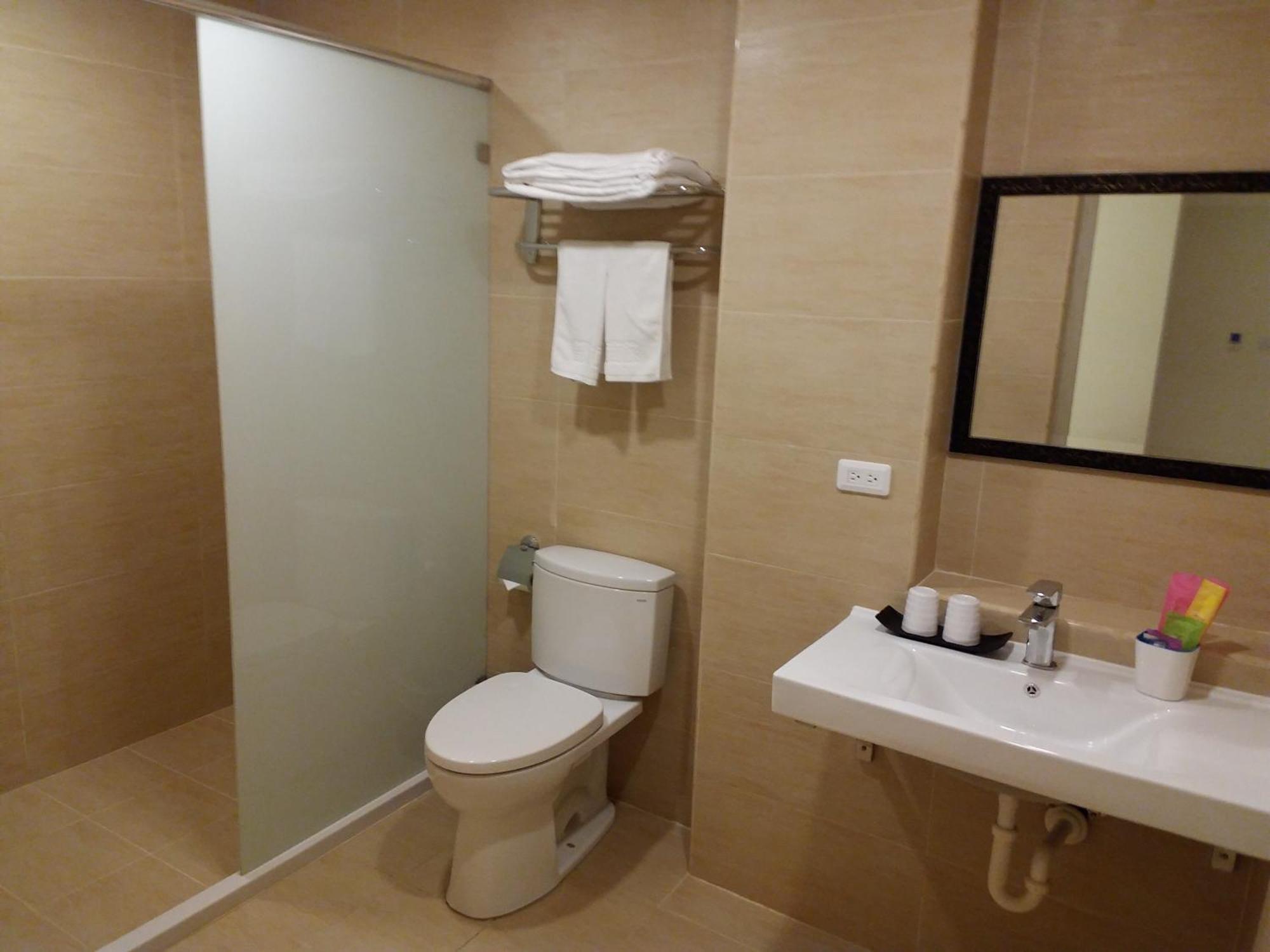 M Hotel Kaohsiung Bilik gambar
