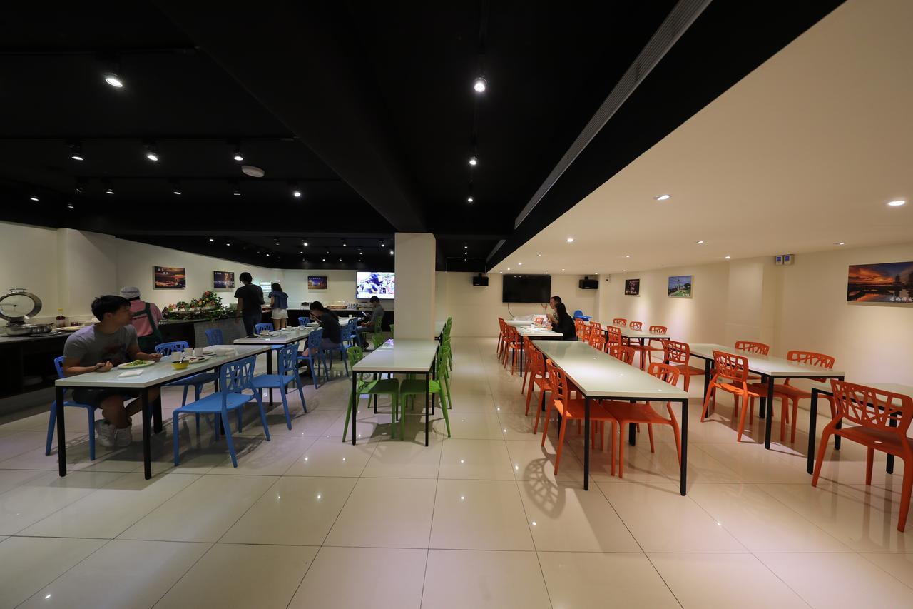 M Hotel Kaohsiung Luaran gambar