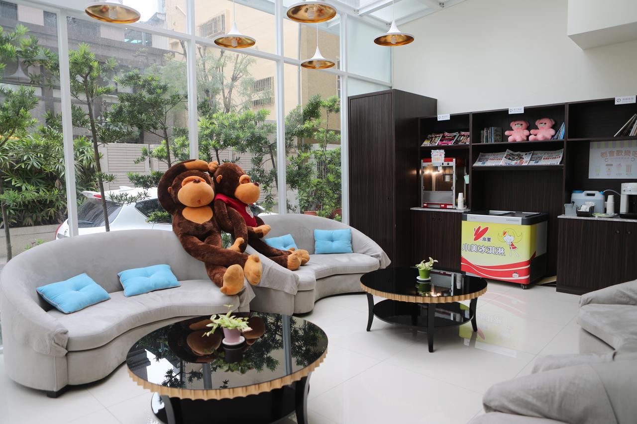 M Hotel Kaohsiung Luaran gambar