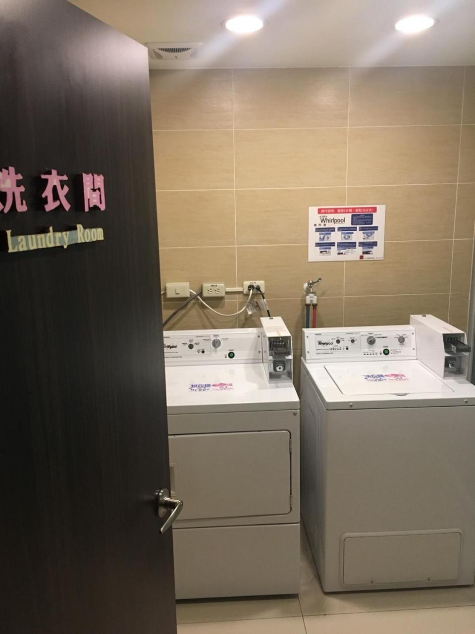 M Hotel Kaohsiung Luaran gambar